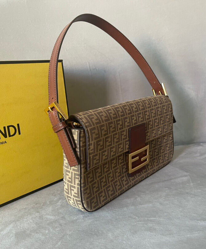 Fendi Baguette 1997 Coffee
