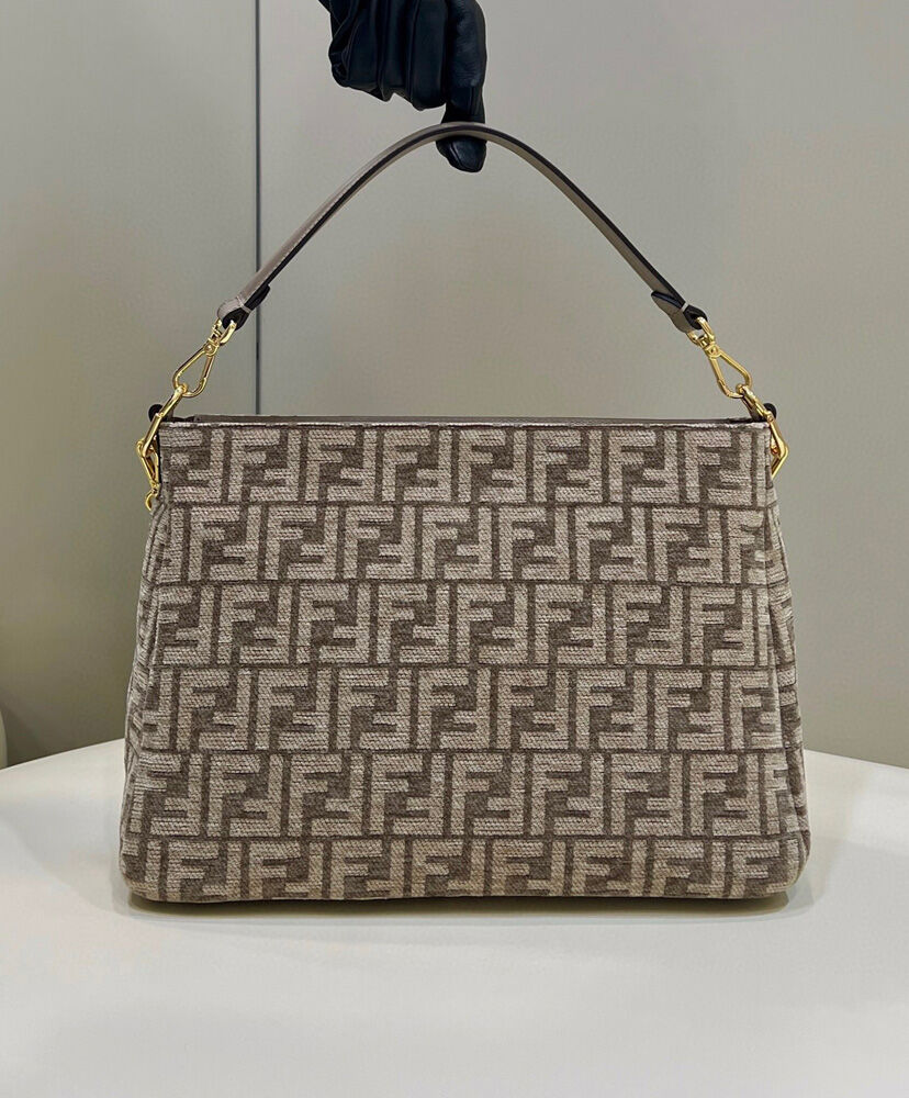 Fendi O Lock Zip 8BR805 Gray