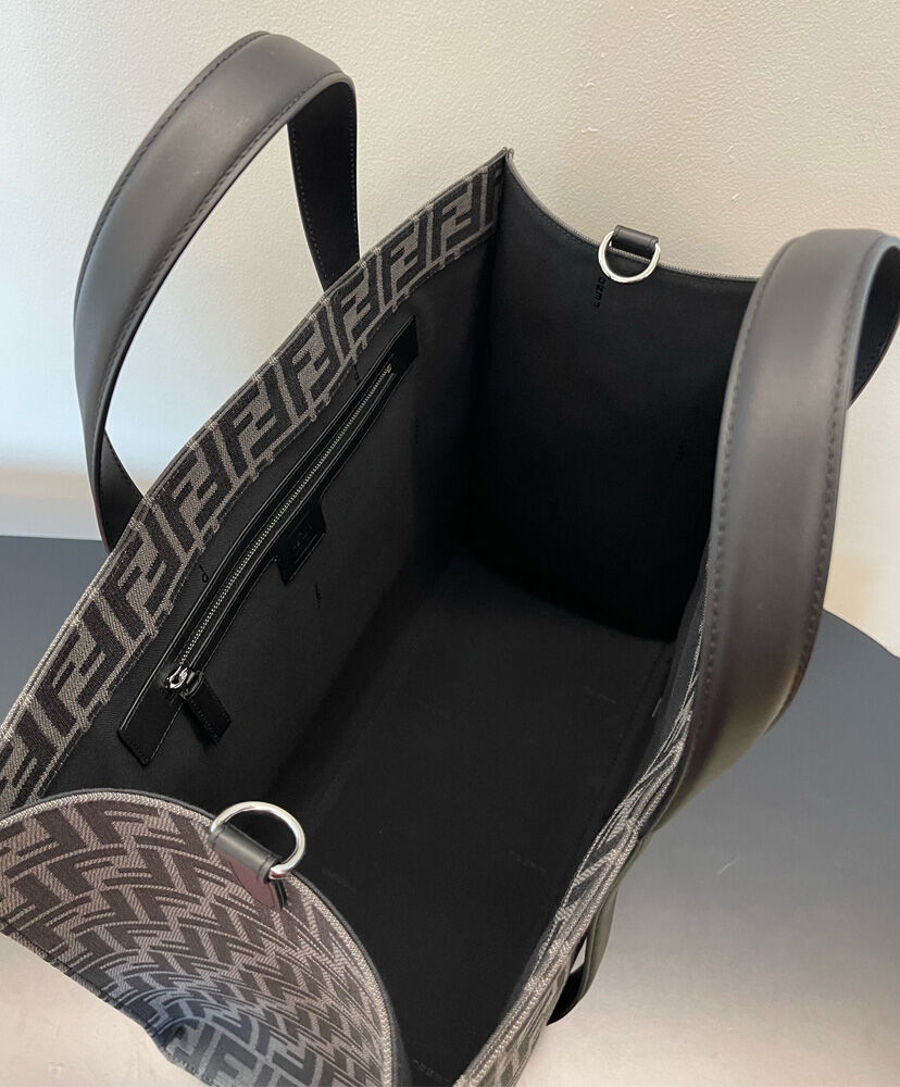 Fendi Shopper 7VA390 Black