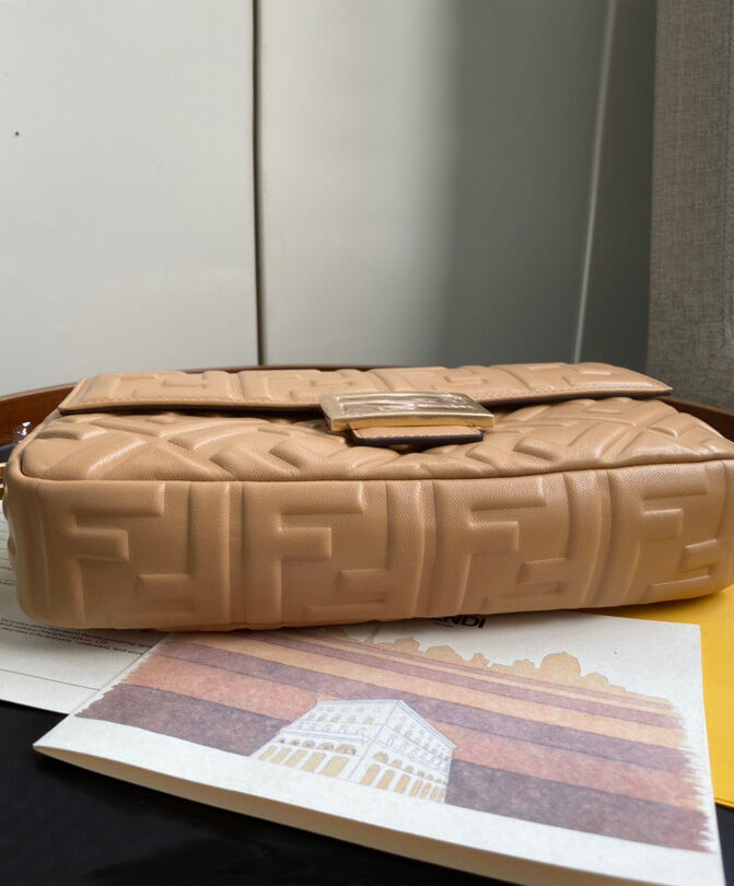 Fendi Baguette Leather Bag 8BR600 Apricot