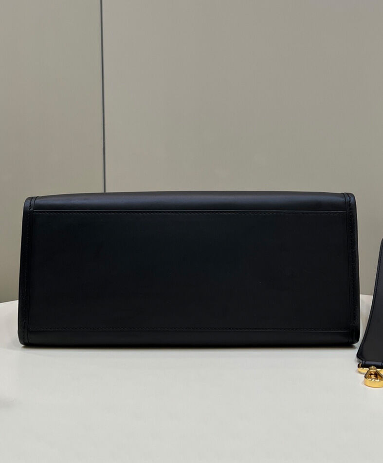 Fendi Sunshine Medium Black