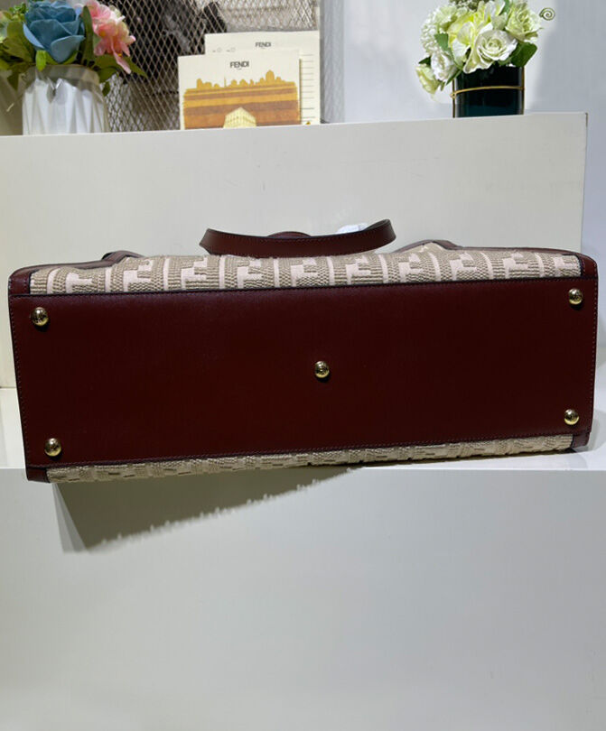 Fendi Peekaboo X-Tote Cream