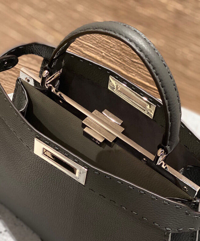 Fendi Peekaboo I Seeu Small 8BN327 Black