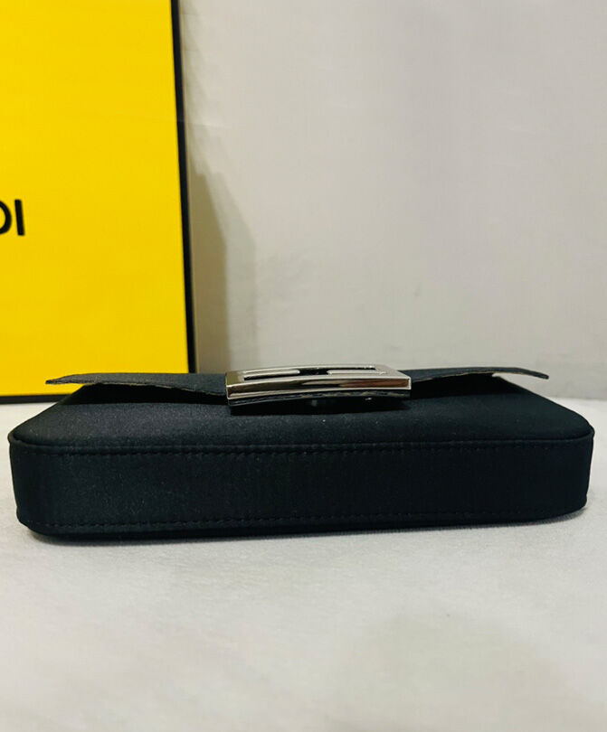 Fendi Baguette Phone Pouch 7AS142 Black