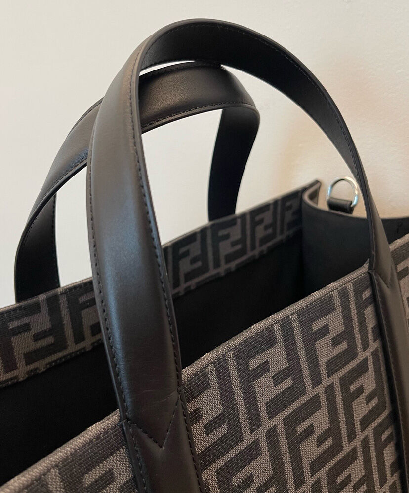 Fendi Shopper 7VA390 Black
