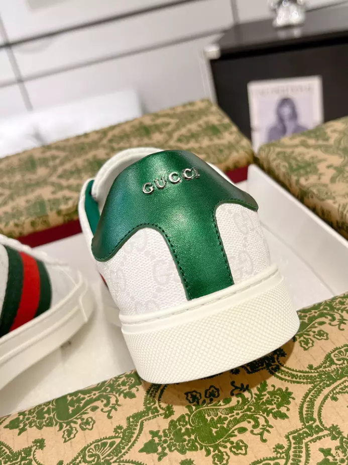 WOMEN S GUCCI ACE SNEAKER WITH WEB   GC249