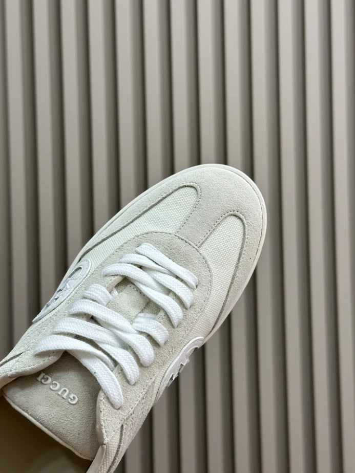MEN S GUCCI ACE SNEAKER WITH INTERLOCKING G   GC258
