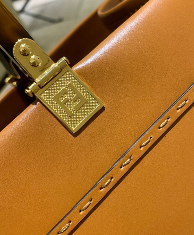 Fendi Sunshine Shopper 8BH372 Coffee