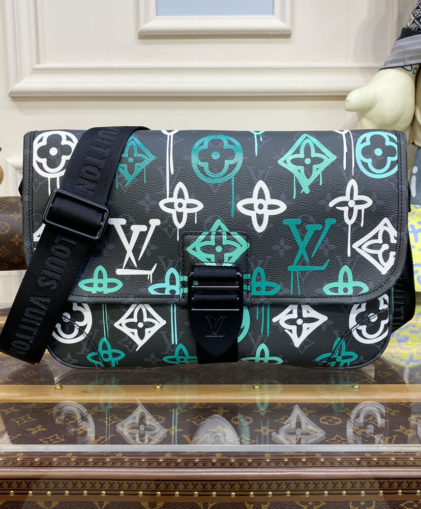 Louis Vuitton Archy Messenger MM M21394 Green