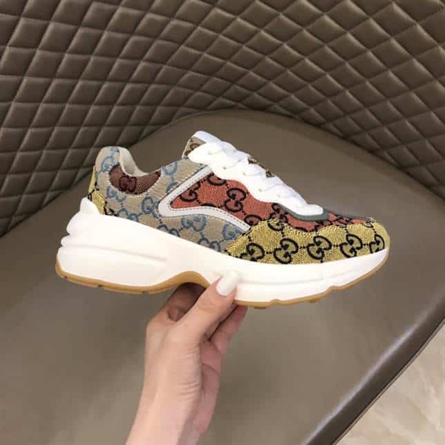 Men s Rhyton GG Multicolor sneaker   GC90