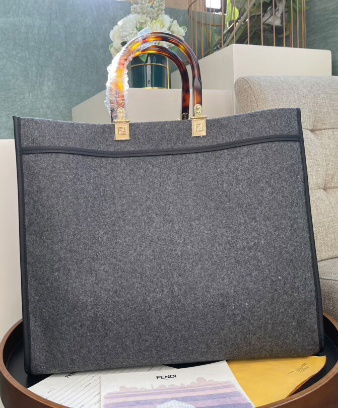 Fendi Sunshine Shopper 8BH372 Gray