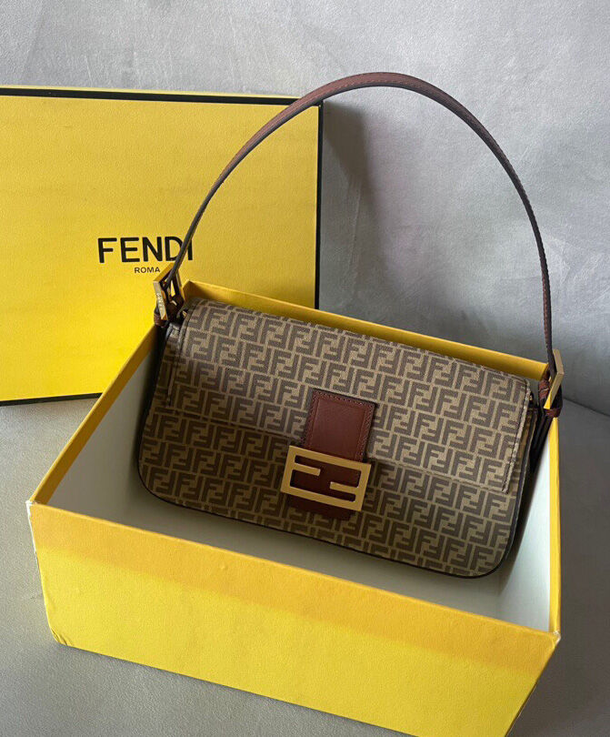 Fendi Baguette 1997 Coffee