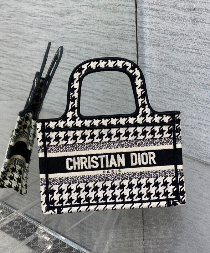 Christian Dior Mini Dior Book Tote Black