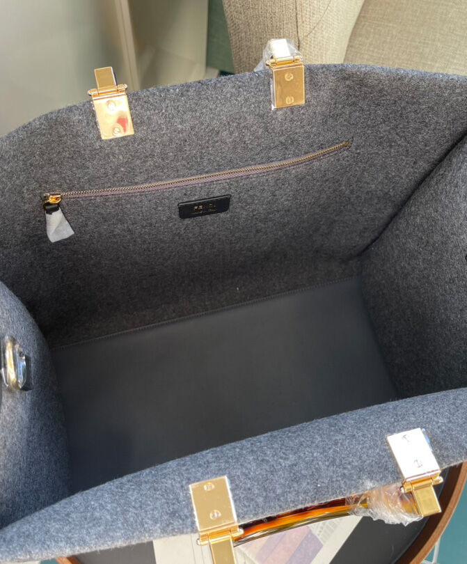 Fendi Sunshine Shopper 8BH372 Gray