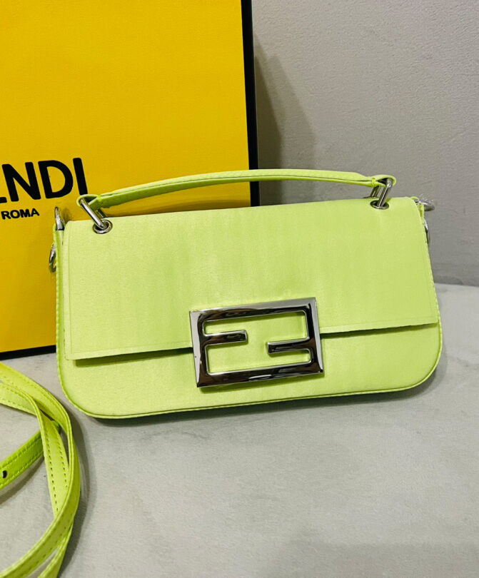 Fendi Baguette Phone Pouch 7AS142 Green