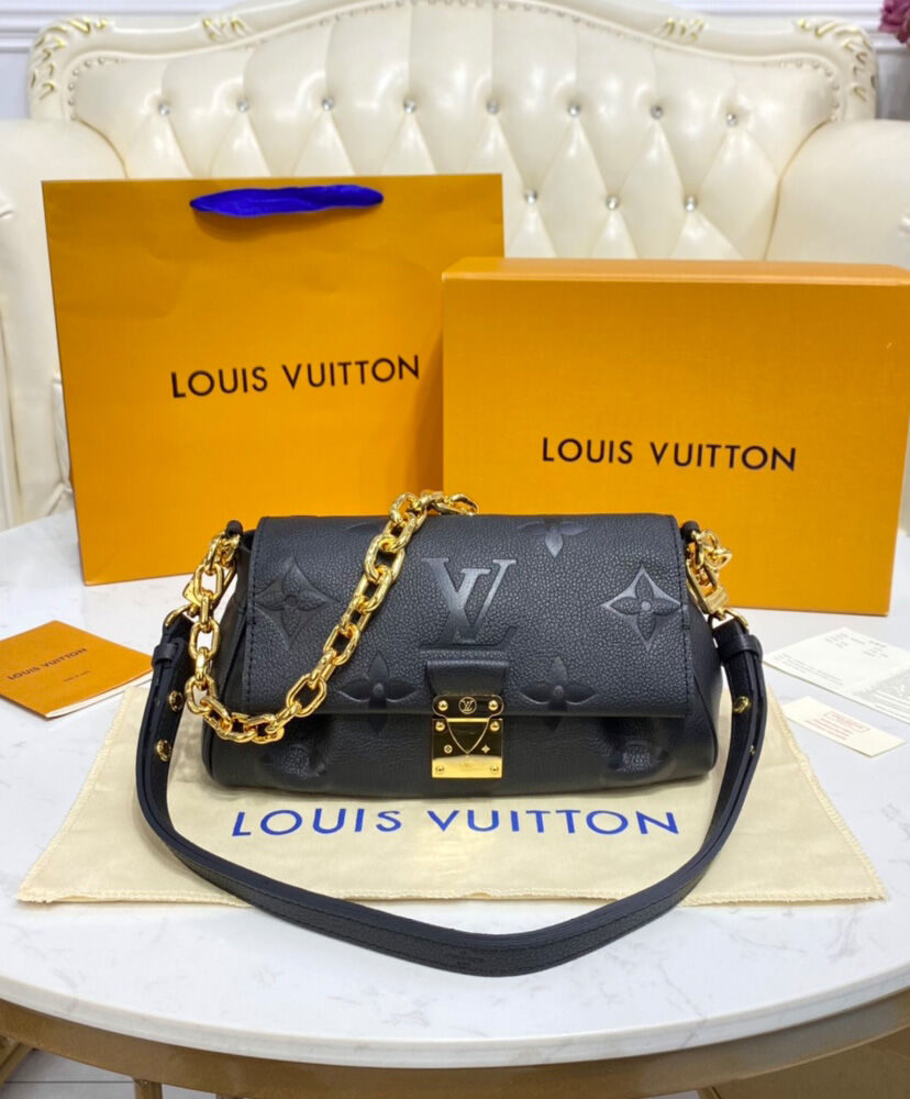 Louis Vuitton Favorite Black
