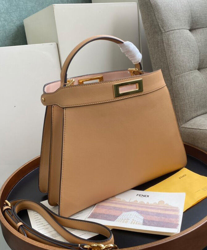 Fendi Peekaboo Iseeu Medium 8BN321 Apricot