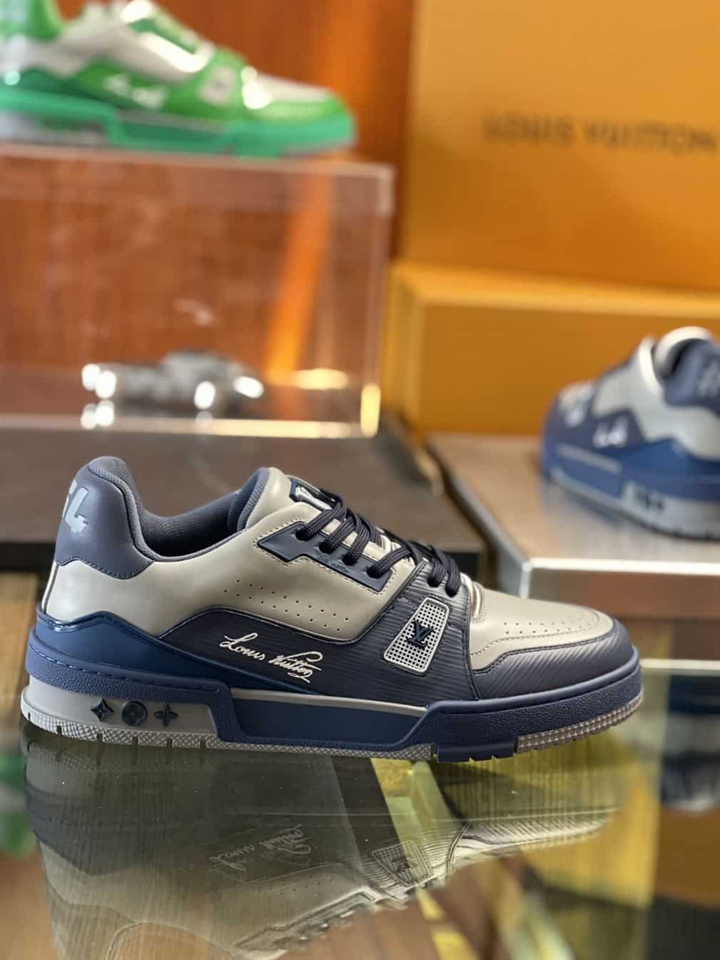 LOUIS VUITTON TRAINER SNEAKER   LSVT287