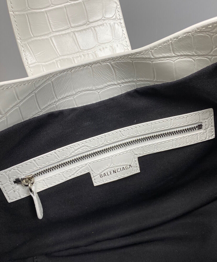 Balenciaga Le Cagole Medium Shoulder Bag Cream