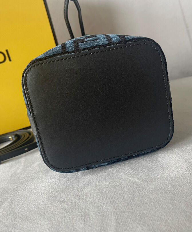 Fendi Mon Tresor 8BS010 Dark Blue