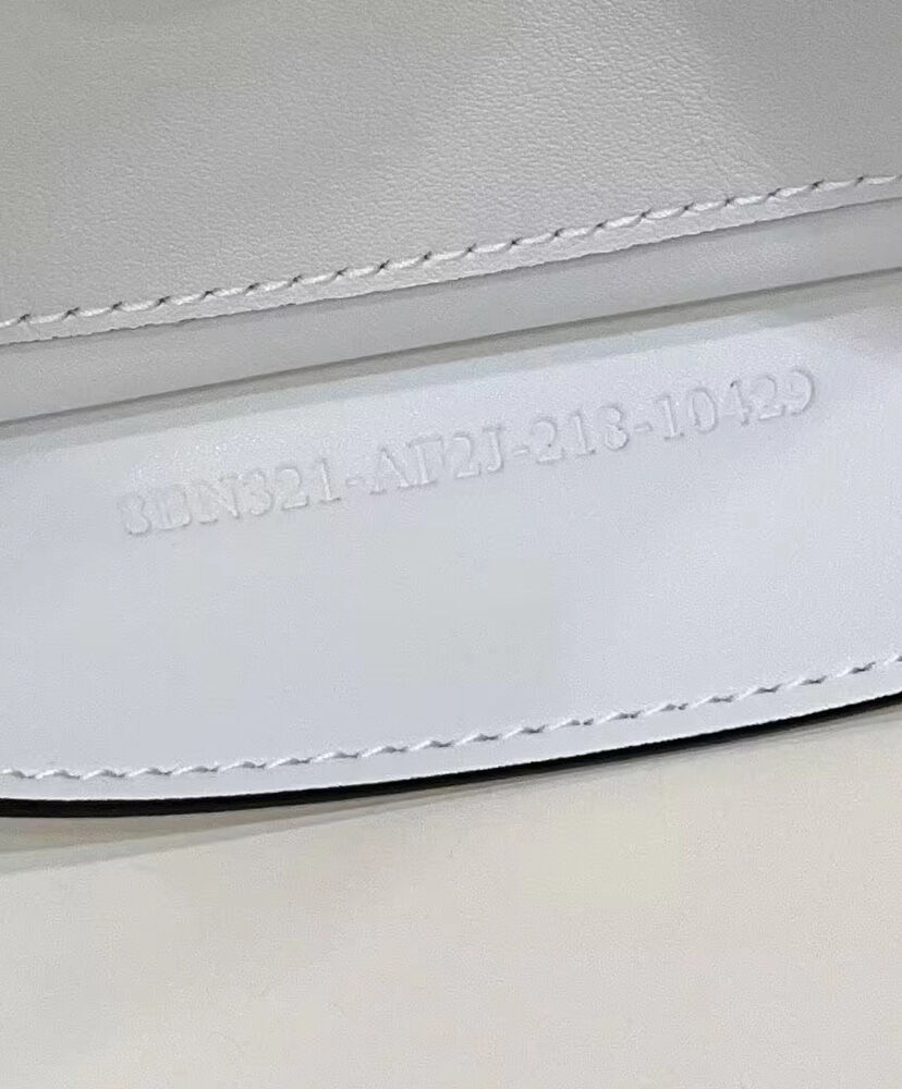 Fendi Peekaboo ISeeU Medium Tote 8BN321 White