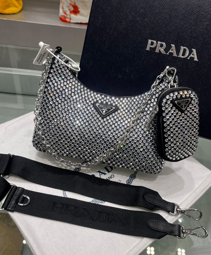 Prada Re-Edition 2005 Duchess Bag Black