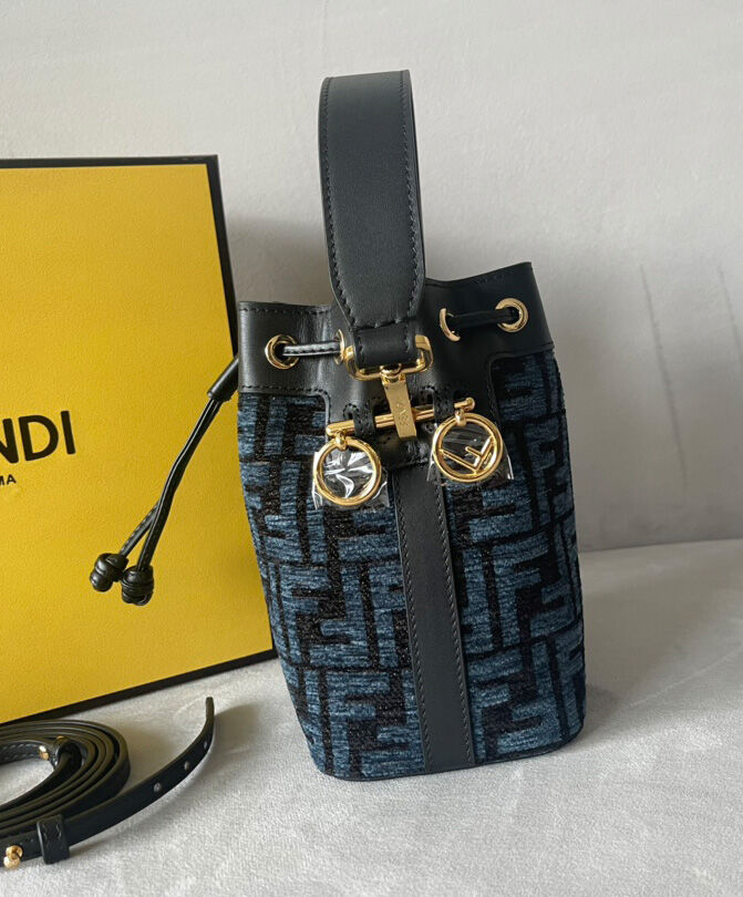 Fendi Mon Tresor 8BS010 Dark Blue