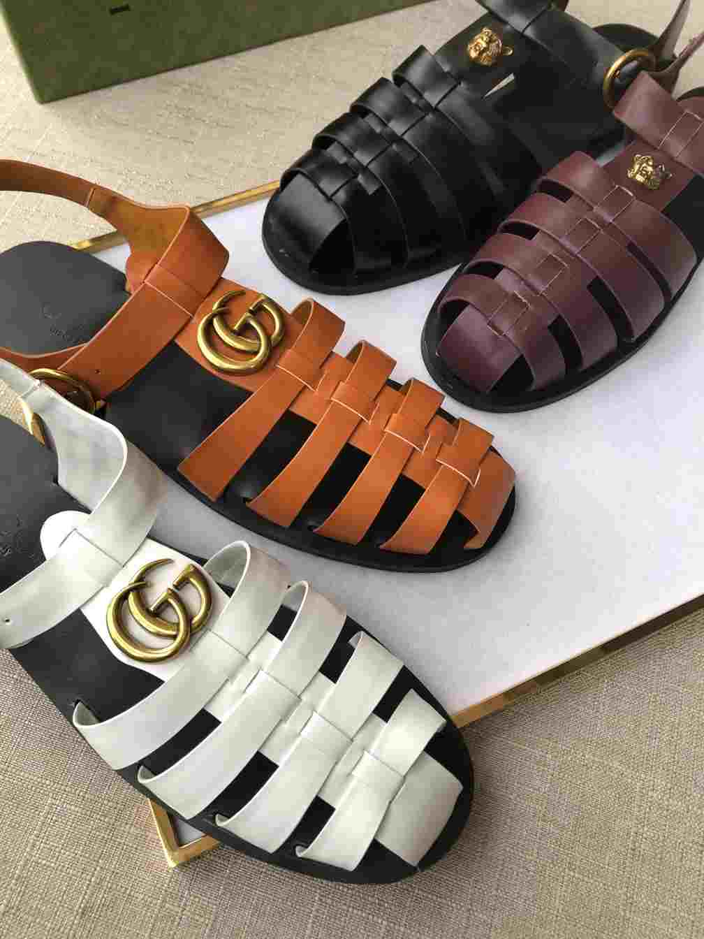GUCCI SANDAL WITH DOUBLE G   SDG008