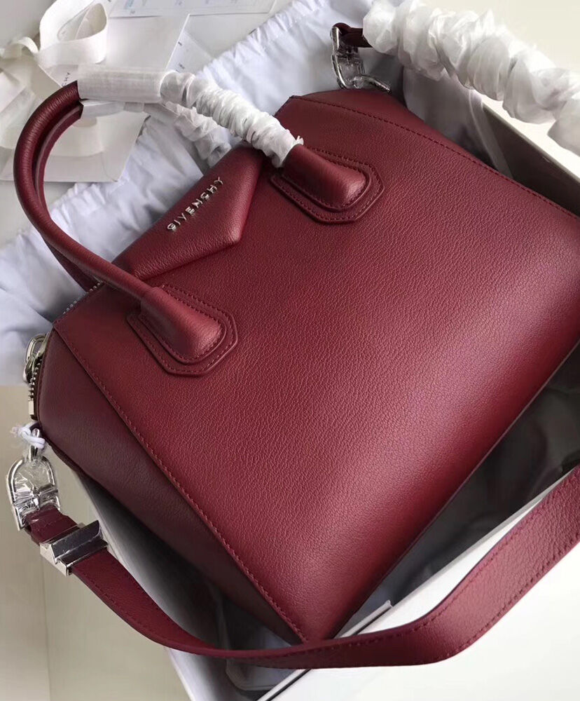 Givenchy Antigona Leather Large Duffel Mauve