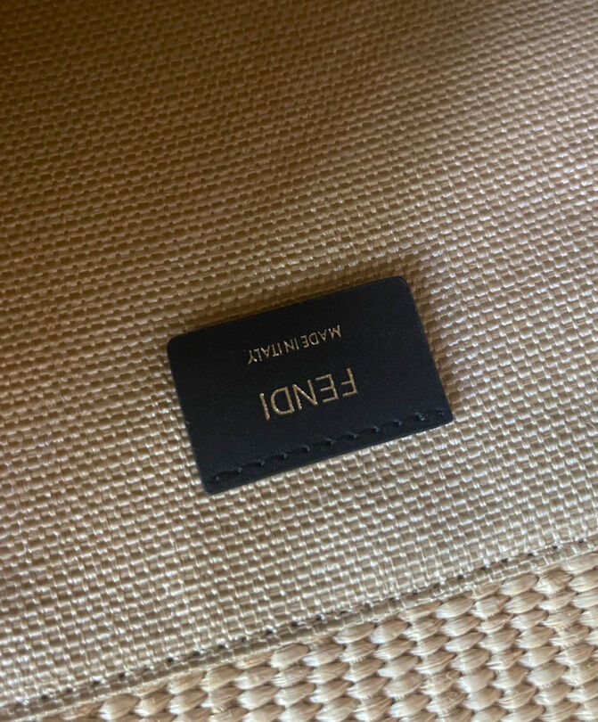 Fendi Sunshine Medium 8BH386 Apricot