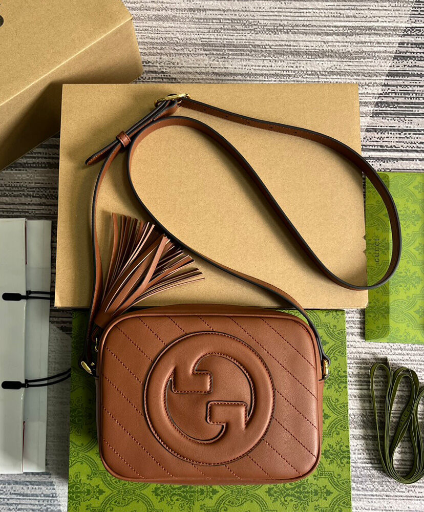 Gucci Blondie Small Shoulder Bag 742360