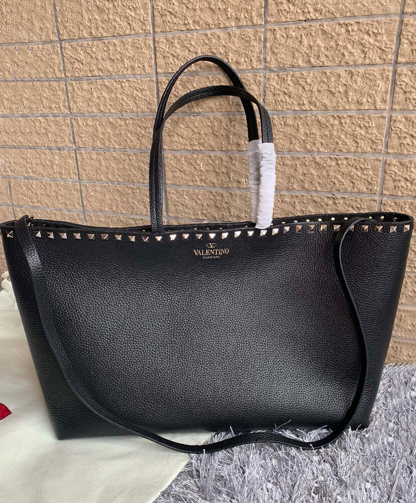 Valentino Large Calfskin Leather Rockstud Shopping Bag Black