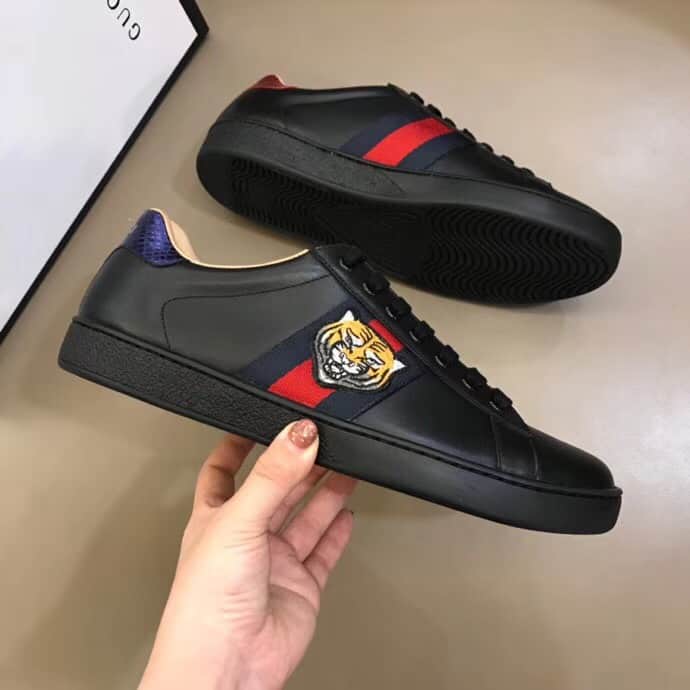 GUCCI TIGER ACE EMBROIDERED SNEAKER BLACK �C GC49