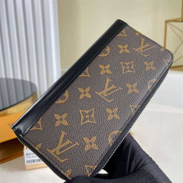 Louis Vuitton Zippy Wallet Vertical Monogram Macassar Canvas M60109   RRG069