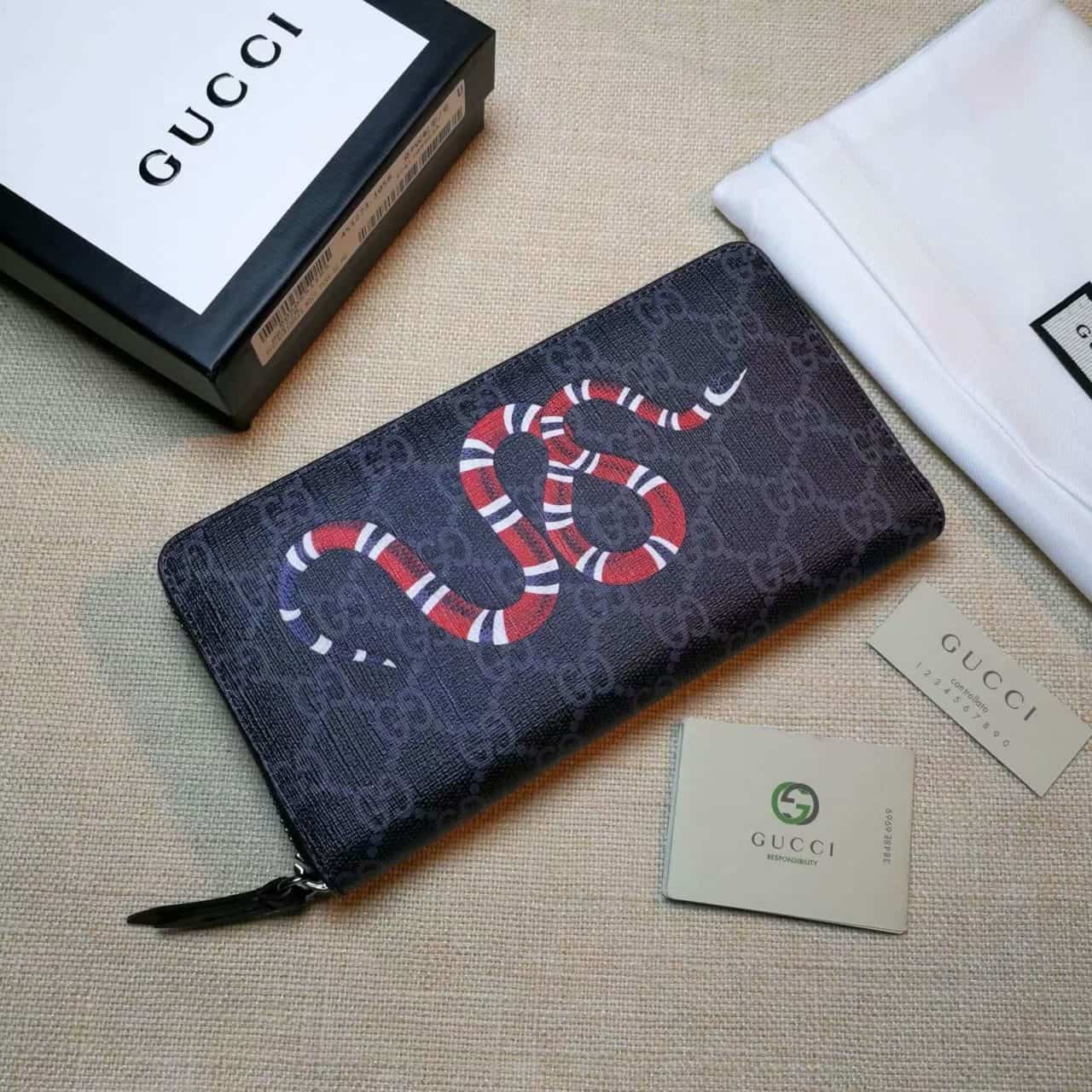 GUCCI WALLET KINGSNAKE PRINT GG SUPREME ZIP GC1