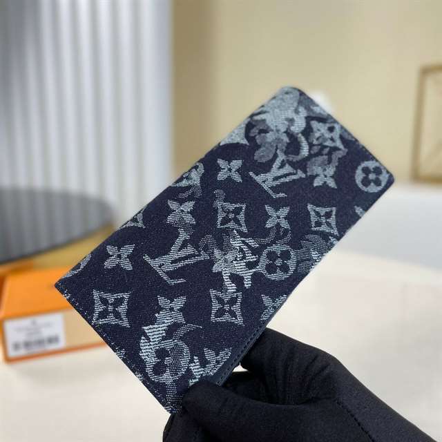 Louis Vuitton Brazza Wallet Monogram Canvas Other M80032   RRG018