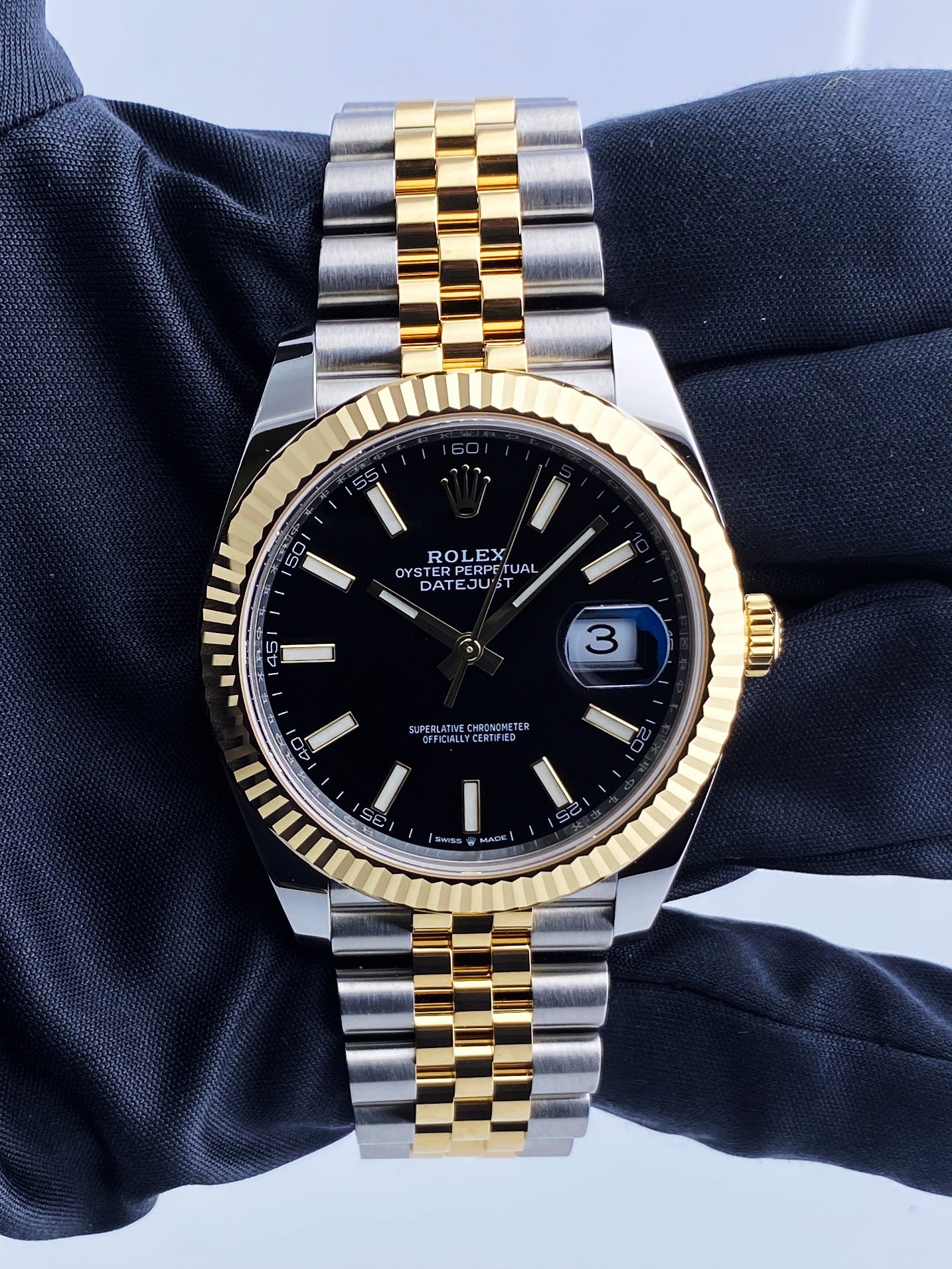 Rolex Datejust 41 126333 Black Dial Mens Watch Box   Papers