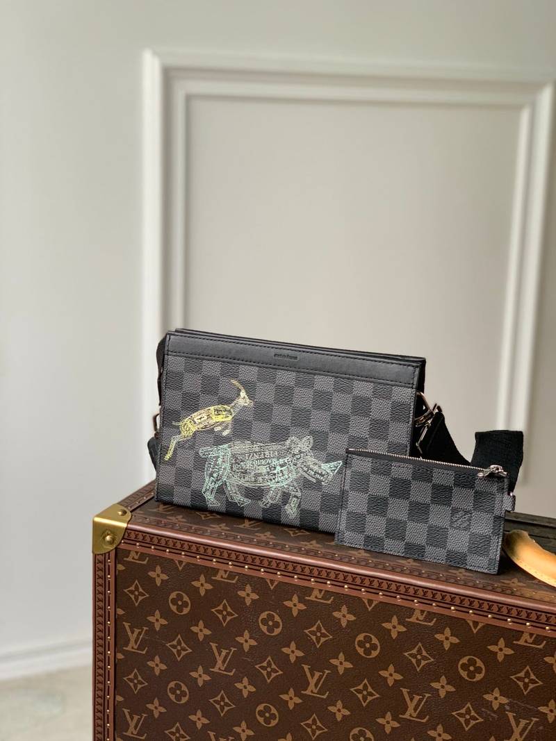 LV Gaston Wearable Wallet
