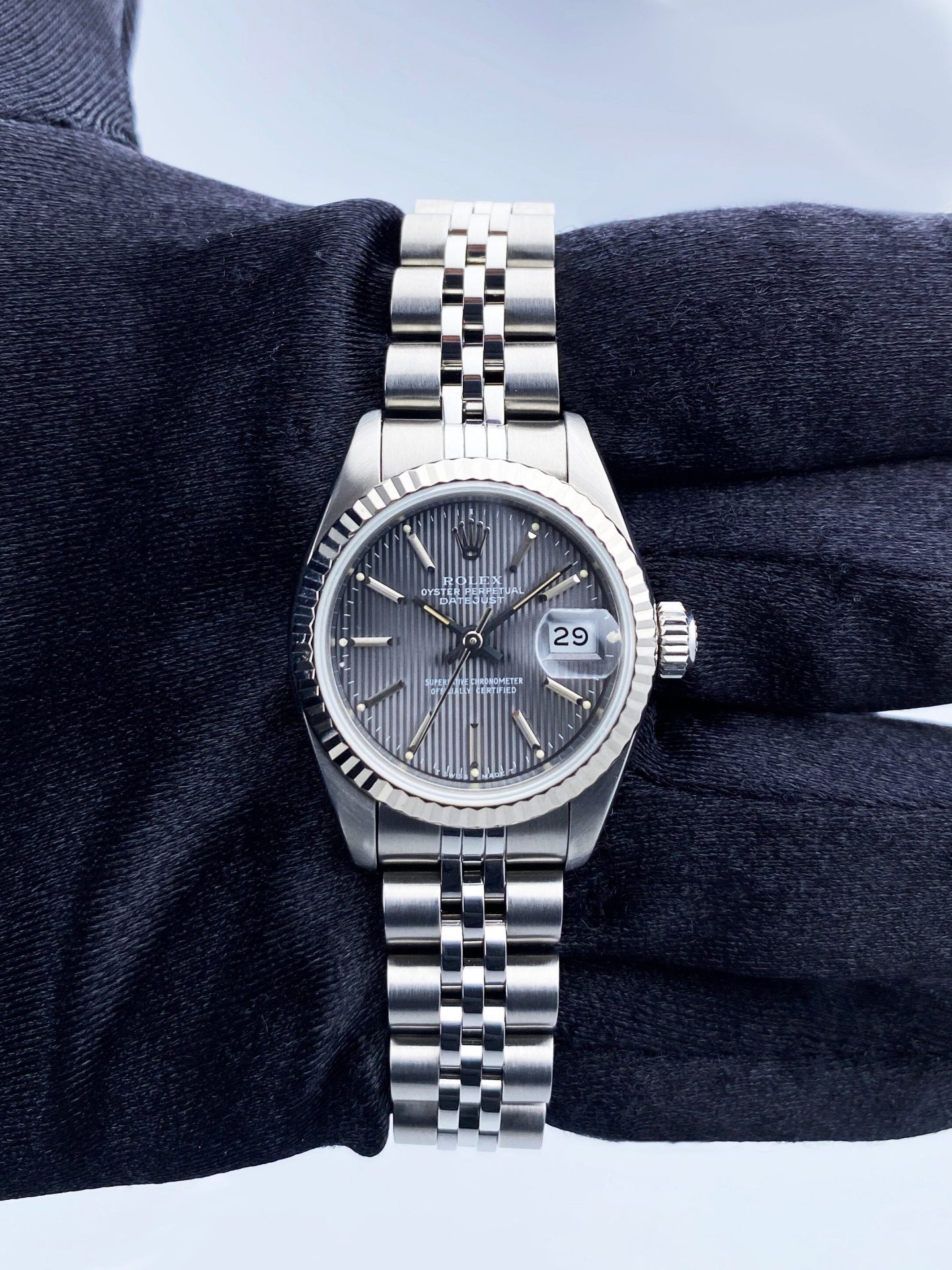 Rolex Datejust 69174 Grey Linen Dial Ladies Watch