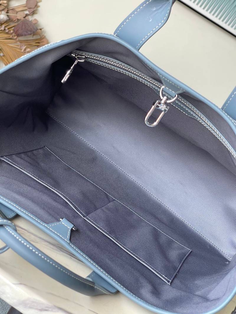 LV Weekend Tote NM