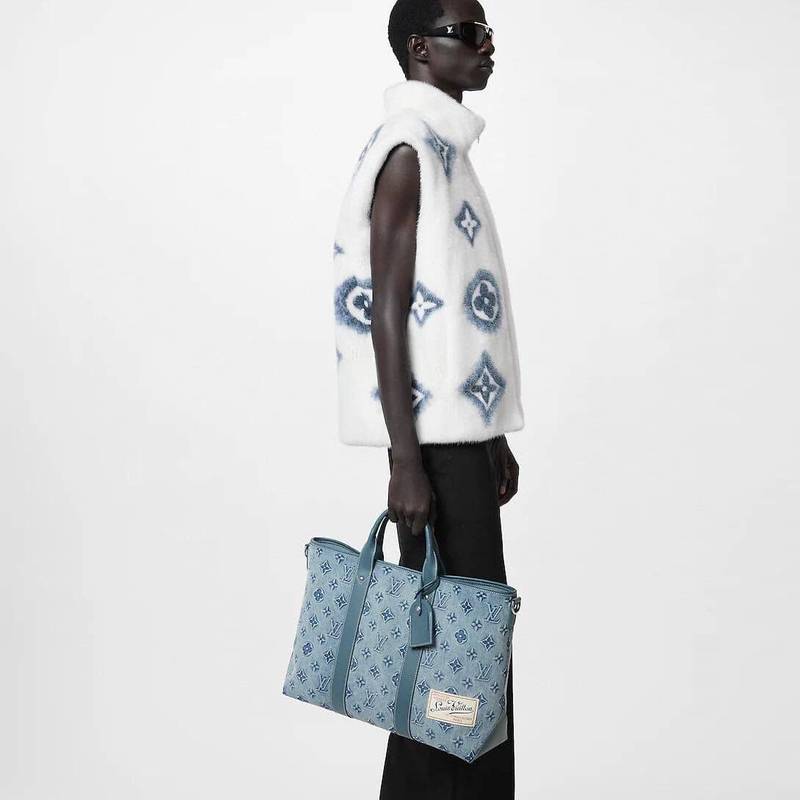 LV Weekend Tote NM