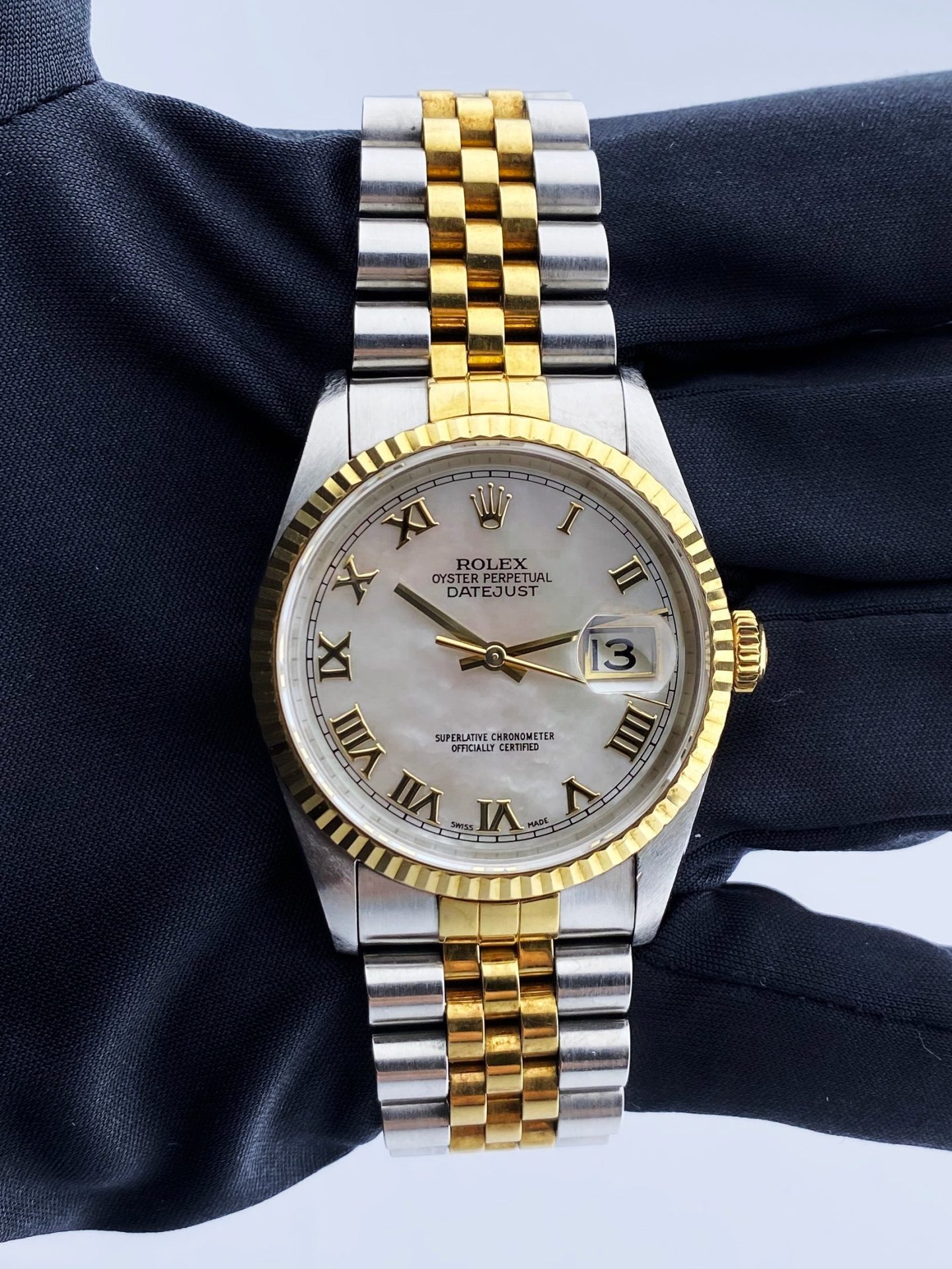 Rolex Datejust 16233 Mother Of Pearl Dial Men��s Watch