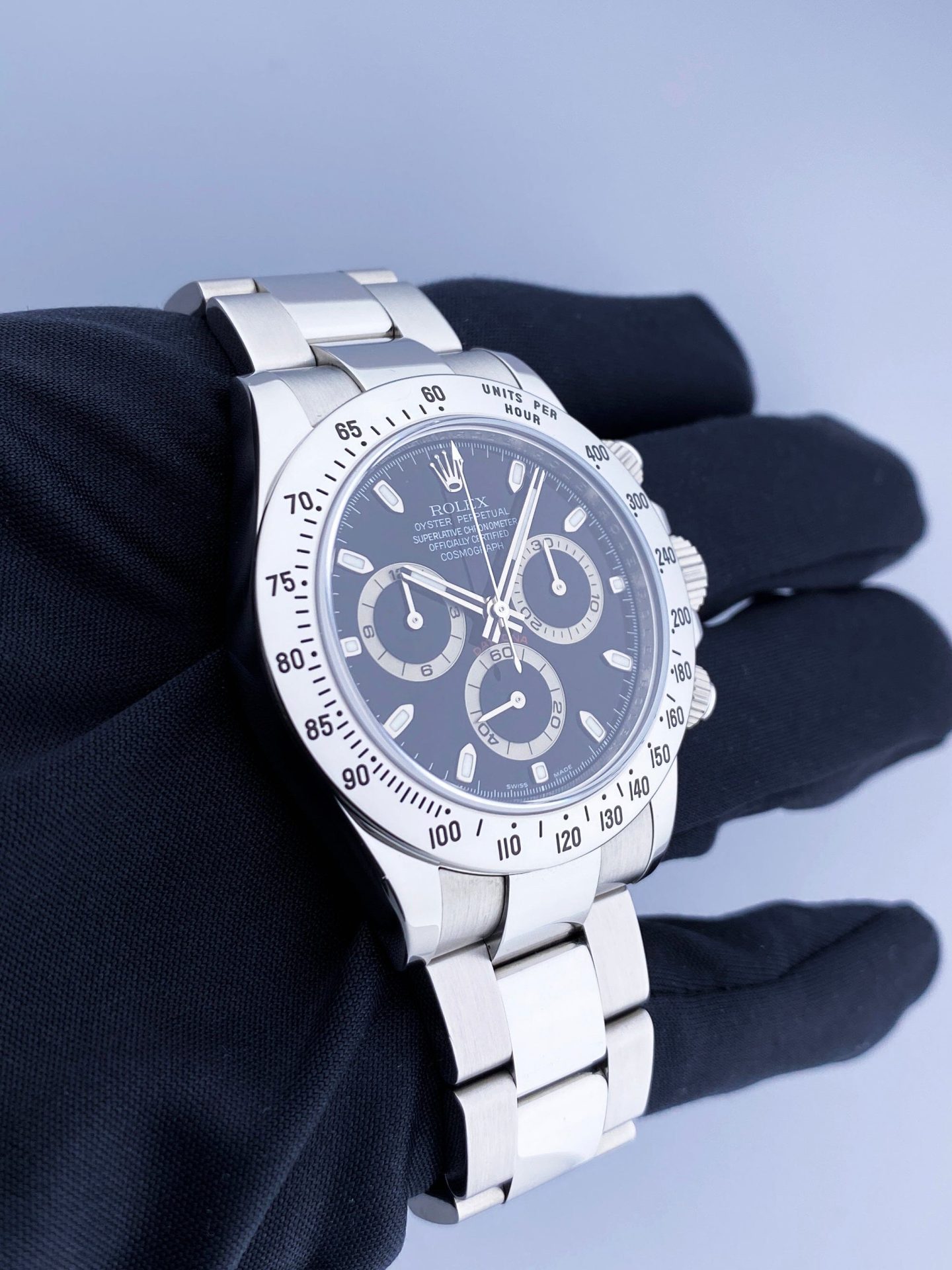 Rolex Daytona 116520 Black Dial Stainless steel Mens Watch Box Papers