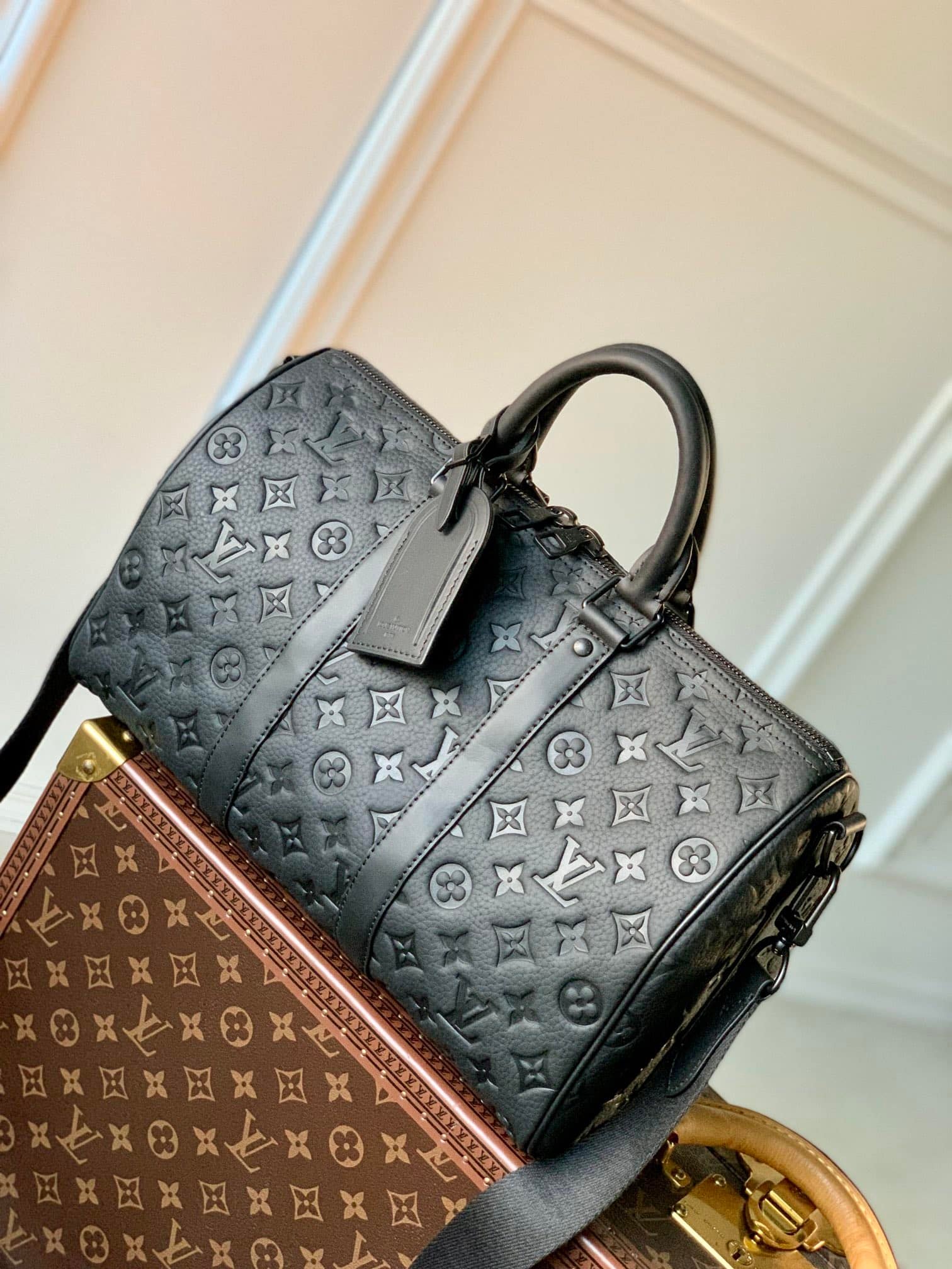 LV Keepall Bandouli��re 35