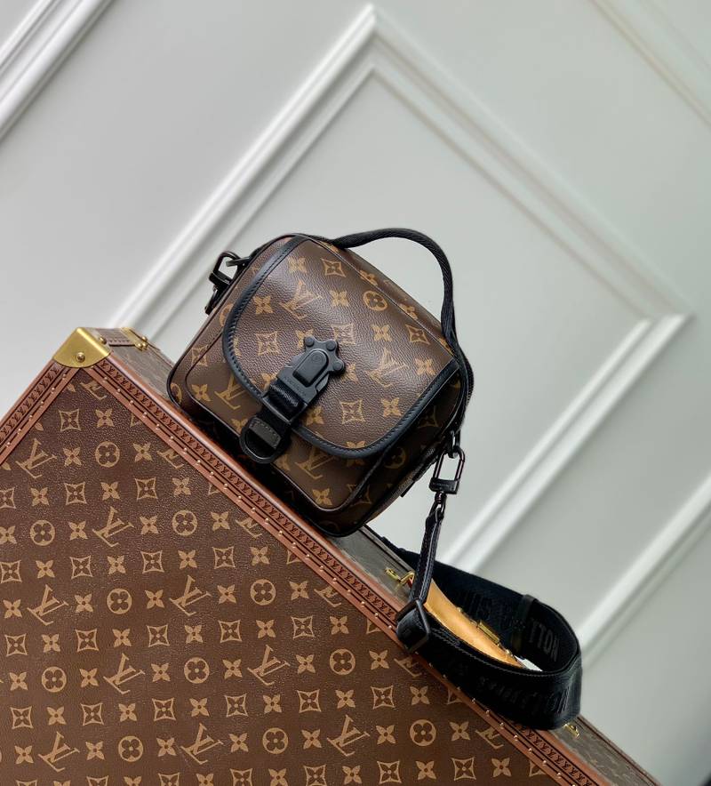 LV Quest Messenger