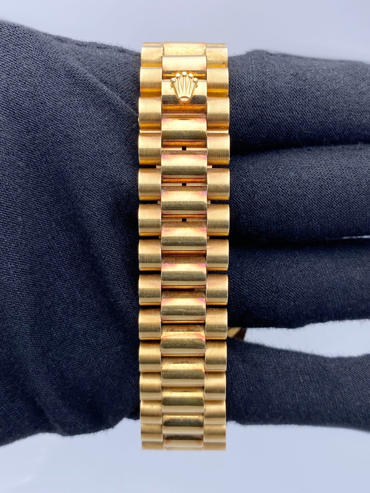 Rolex Day Date 18238 Diamond Dial Mens Watch Box Papers