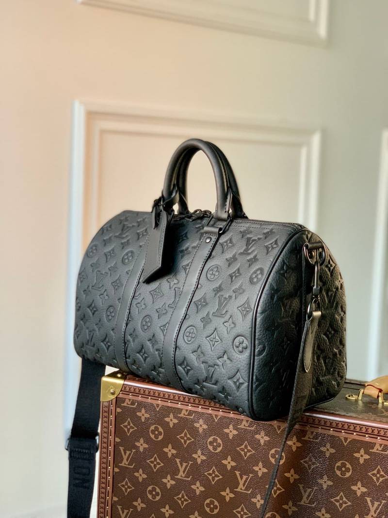 LV Keepall Bandouli��re 35