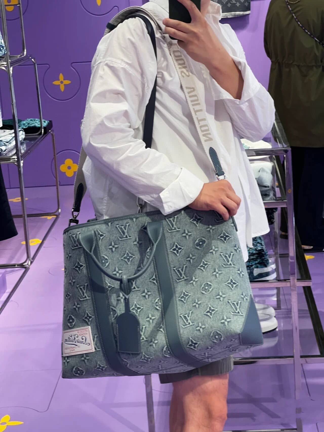 LV Weekend Tote NM