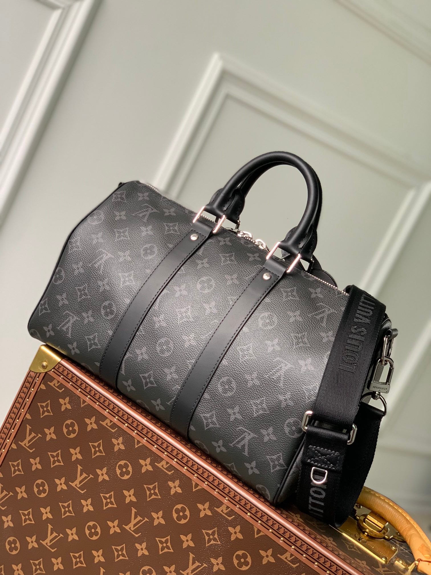 LV Keepall Bandouli��re 35 Bag