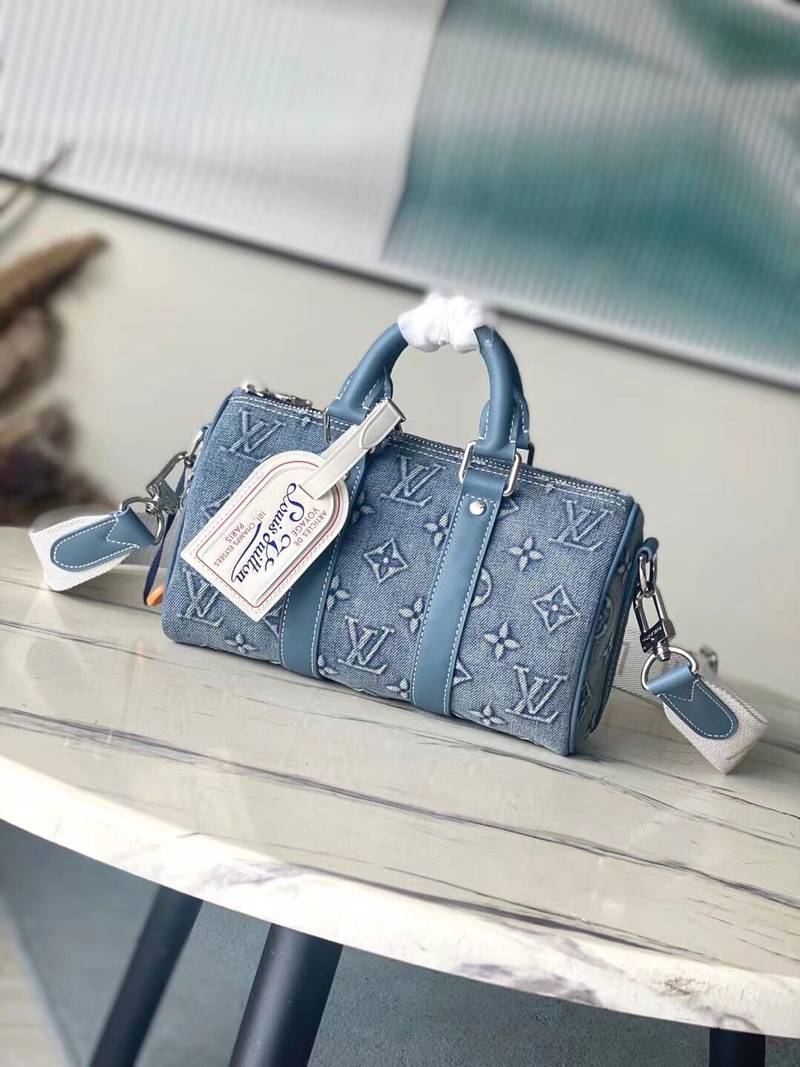 LV Keepall Bandouli��re 25